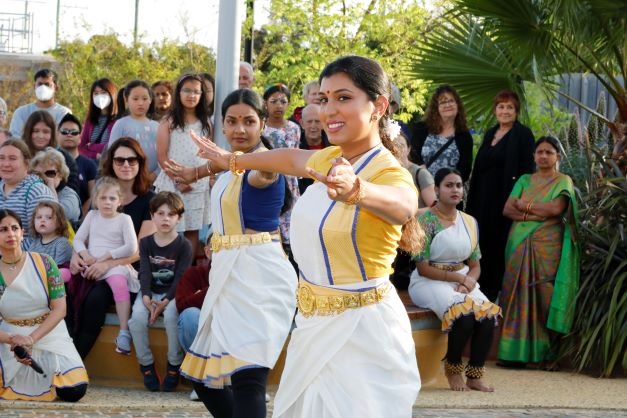 Chandralaya Dance perform at Glen Eira’s Diwali event, 2022