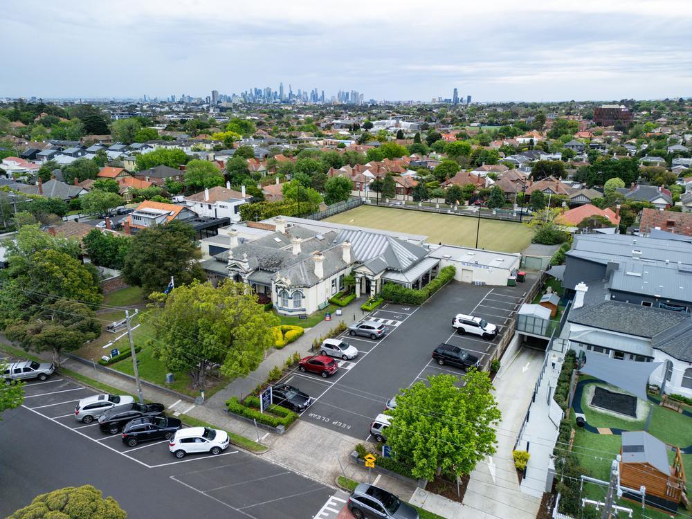 Arial view of the Elsternwick Club